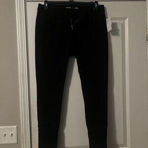 Black Skinny Jeans